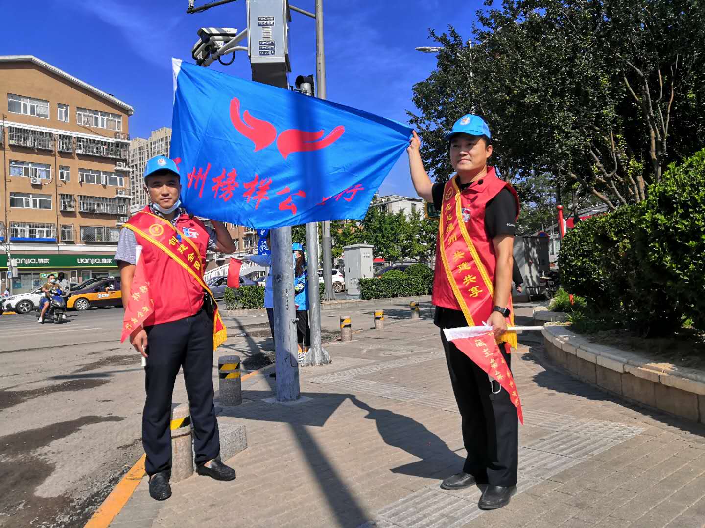 <strong>看美女被大鸡巴狂操的视频</strong>